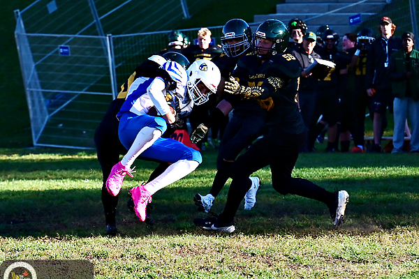 #THE SLAM #Scarborough #Scarborough high school football #high school football #TDSB #TDSB High School Footbaill TDSB Scarborough High School Football David & Mary Thomson CI Birchmount Park CI #TDSB #TDSB High School Footbaill TDSB Scarborough High School Football Leaside HS vs Birchmount Park CI