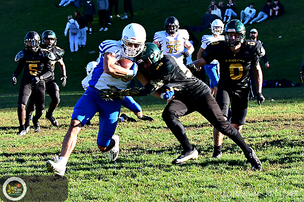 #THE SLAM #Scarborough #Scarborough high school football #high school football #TDSB #TDSB High School Footbaill TDSB Scarborough High School Football David & Mary Thomson CI Birchmount Park CI #TDSB #TDSB High School Footbaill TDSB Scarborough High School Football Leaside HS vs Birchmount Park CI